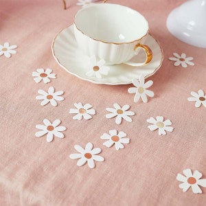 Daisy Table Confetti, Party Decorations, Mothers Day Confetti, Easter Decorations