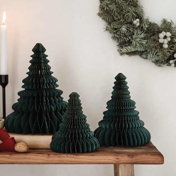 3 grüne Weihnachtsbaum-Waben-Dekorationen, Weihnachtsdekorationen, Papier-Weihnachtsdekorationen, Weihnachtsfeier-Hintergrund