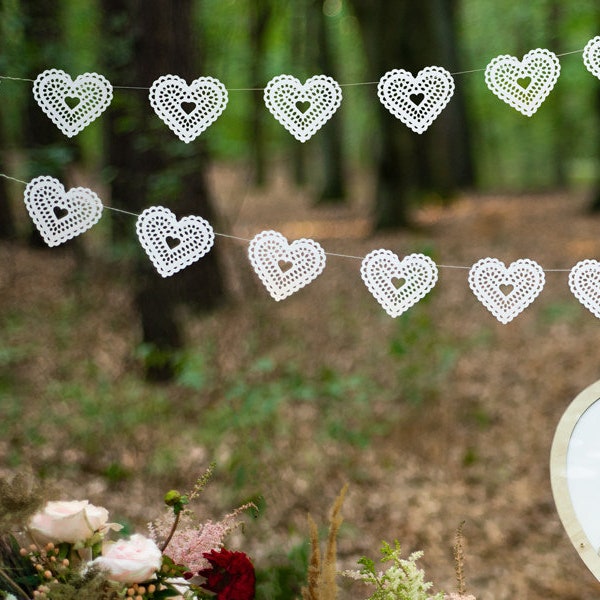 White Paper Heart Garland, Rustic Wedding, Wedding Decorations, Wedding Accessories, White Decorations