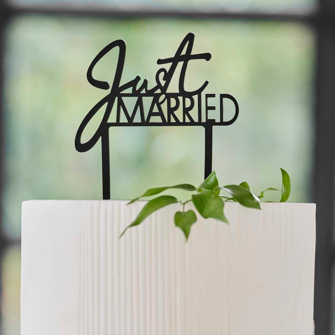 Just married acrylic - .de