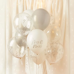 12 Mr & Mrs Gold Wedding Balloons, Clear Wedding Balloons, Wedding Decor, Gold Wedding Decorations, Gold Decorations, Rustic Wedding Decor