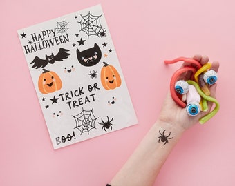 Halloween Tattoos, Halloween Party Costumes, Halloween Dress Up, Halloween Party Bat Decorations, Halloween Party Photo Props