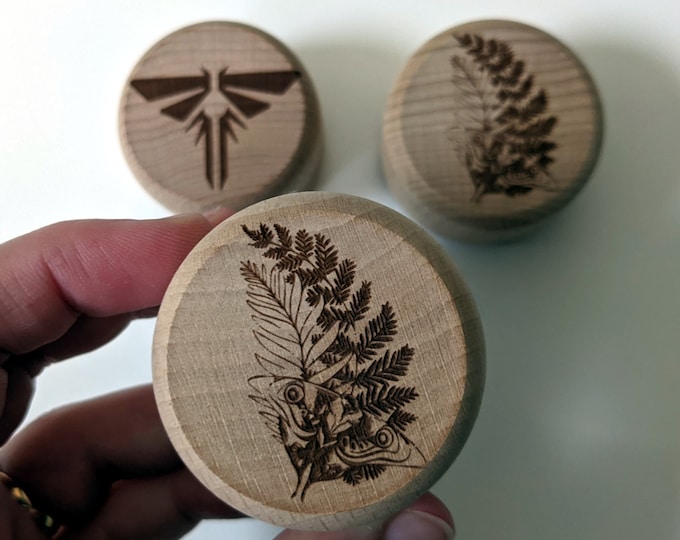 TLOU inspired ring box, small wooden box with laser engraved design. Ellie's Tattoo or Firefly symbol, Twist top box