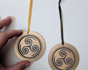 Hellblade: Senua's Sacrifice Christmas tree ornament, metallic gold, laser engraved Christmas tree hanging decoration.