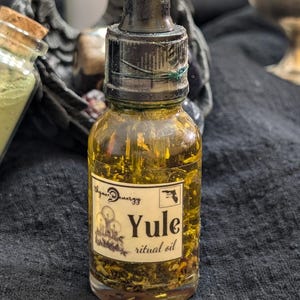 Yule Ritual Oil - Wiccan, Witchcraft, Pagan, Winter Solstice