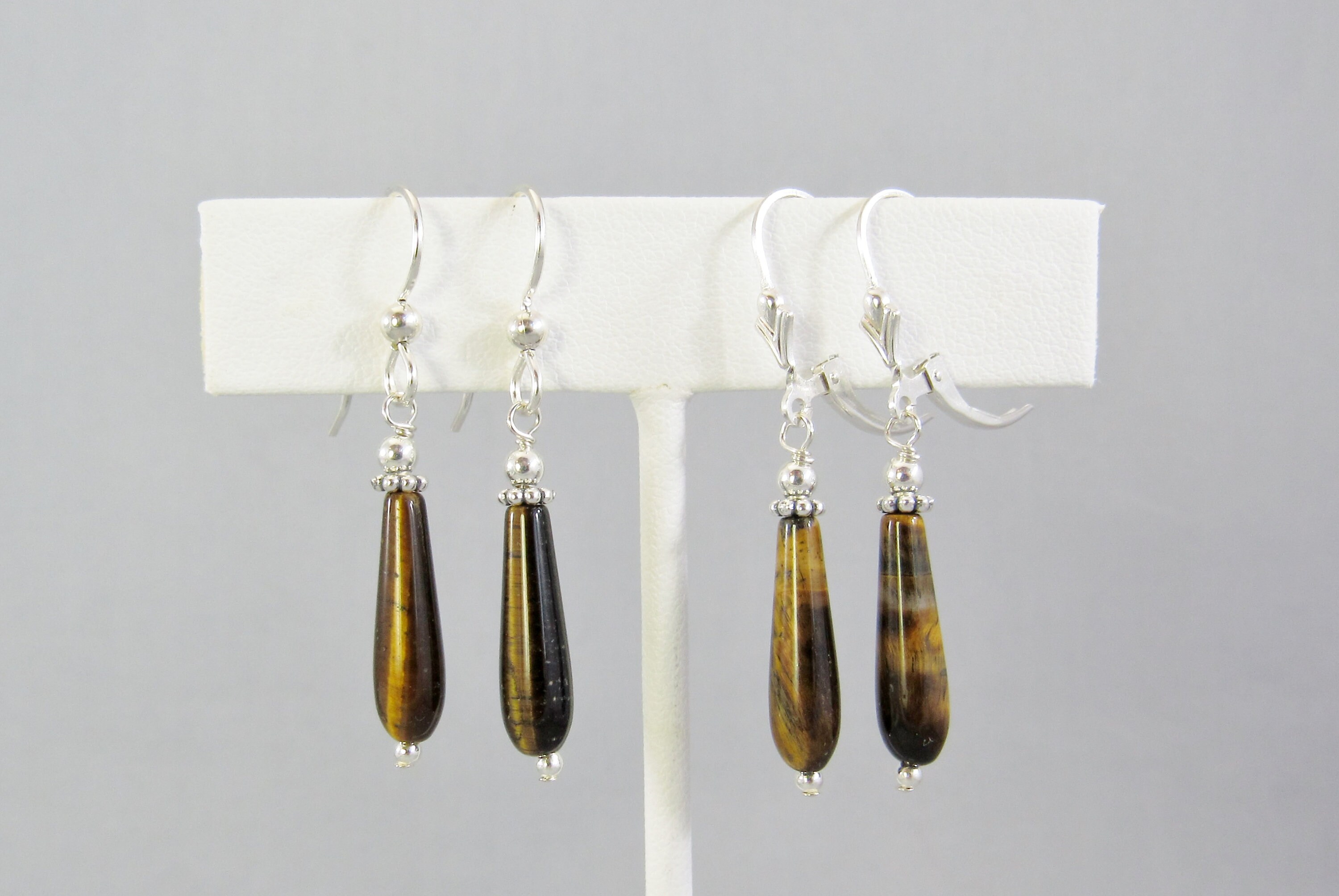 •TIGER'S EYE - TEARDROP• silver bezel set stud earrings