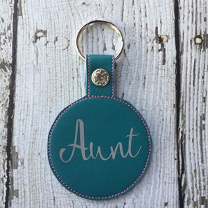 Personalized Aunt Keychain, Aunt Personalized Keychain, Keychain Personalized Aunt, Aunt Personalized Gift, Aunt Birthday Christmas Gift image 2