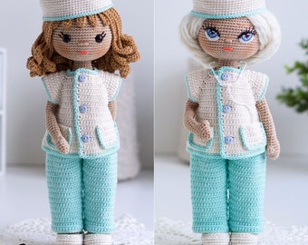 Modèle de poupée infirmière au crochet avec cheveux bouclés sans couture RN Gifts Modèle de poupée Amigurumi au crochet avec vêtements PDF 25 cm