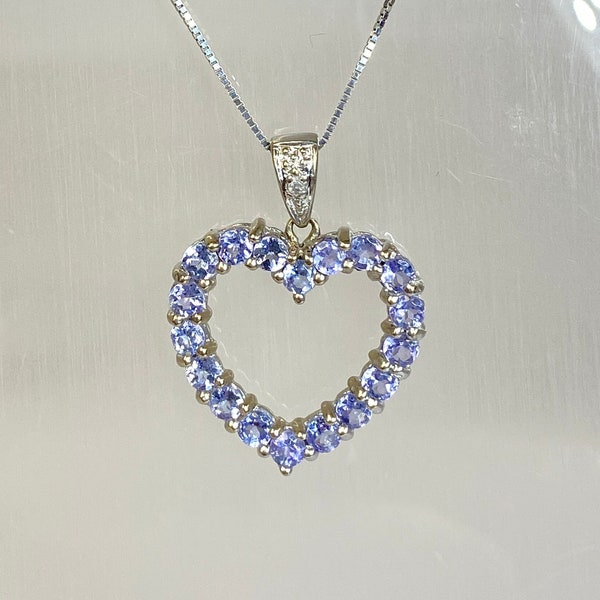 10K White Gold Beautiful Purple Tanzanite Open Heart 20" Box Chain Necklace