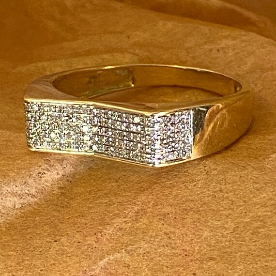 8 10 carat natural Gem