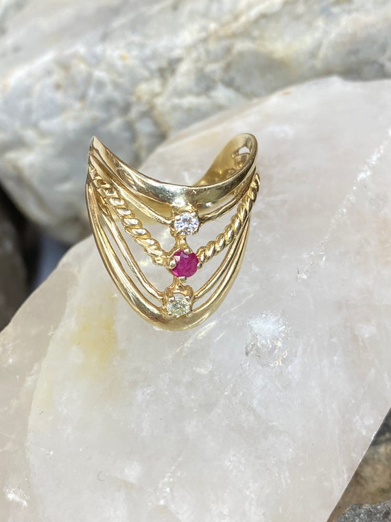 14K Yellow Gold Red Spinel & Diamond 3 Stone Mult… - image 5