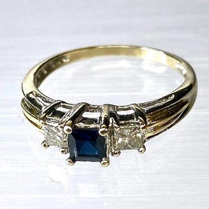 14K White Yellow Gold Sapphire Diamond Ring 3 Stone Anniversary Band Size 7.75