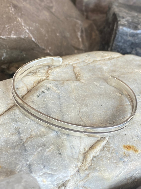 Sterling Silver Split Shank Southwestern Style 5m… - image 1