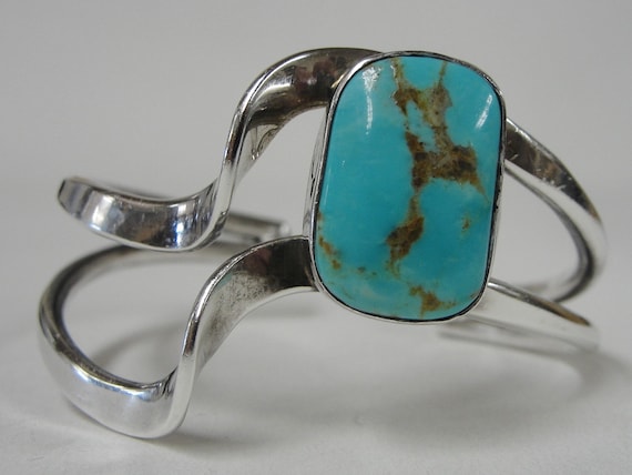 Womens Natural Turquoise Cabochon Cuff Signed Ty.… - image 1