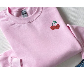 Sudadera con corazón de cereza bordada, cuello redondo de cereza bordado, camisa de cereza coqueta bordada, sudadera con capucha de cereza Y2K bordada, cerezas