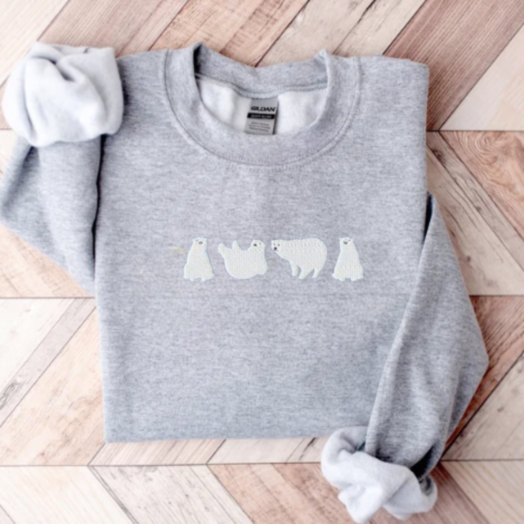 [GRAVER]★24FW★韓国人気★ICE POLAR BEAR SWEATSHIRT Embroidered Polar Bear Sweatshirt, Polar Bear Crewneck