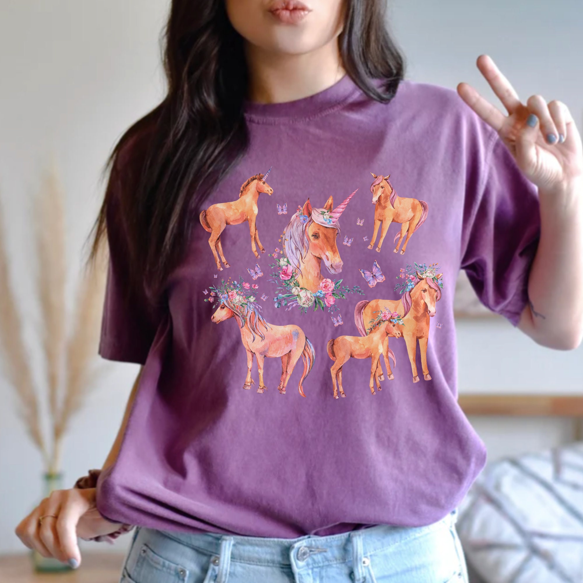 韓国ファッション [DIMANCHE] RAINBOW UNICORN T-SHIRT Amazon.com: Pretty Rearing Rainbow Unicorn & Colorful Stars
