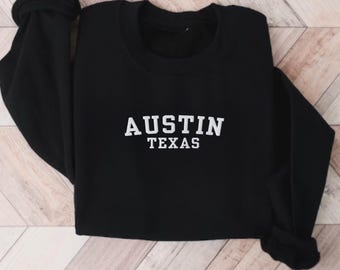 Bluza z haftem Austin Texas, Bluza z haftem Austin z okrągłym dekoltem, Bluza z nadrukiem Austin Bachelorette, Upominki z okazji Austin Bachelorette, Prezenty z okazji Austin