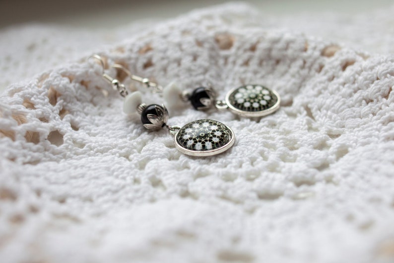 Mandala cabochon earrings black white silver