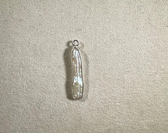Freshwater Silver Pearl Elongated Shape 10x25mm Size