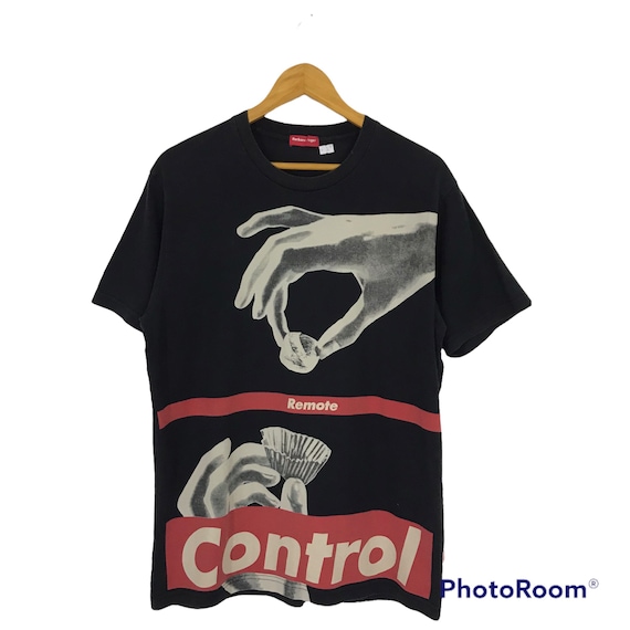 Vintage Barbara Kruger Black Tshirt/ Remote Control Tshirt - Etsy