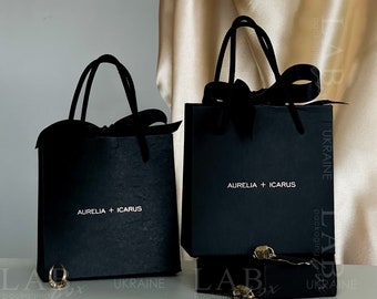 Sac noir en papier personnalisé avec noeud en satin et logo doré | sac cadeau garçons d'honneur | Sac shopping pour bougies, produits de beauté, bijoux, cosmétiques 50pcs