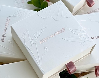 Kleine melkwitte ringendoos met aangepast ontwerp, aangepaste sieradenverpakking, gepersonaliseerde kleine sieradendoos, benodigdheden voor het maken van sieraden - 50 stuks