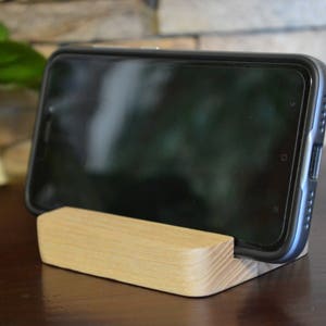 Wooden Phone Stand, Phone Holder, Smartphone Stand, Smartphone Dock Station, Desk Organization, Desk Wood Accessories, Handmade Office Gift