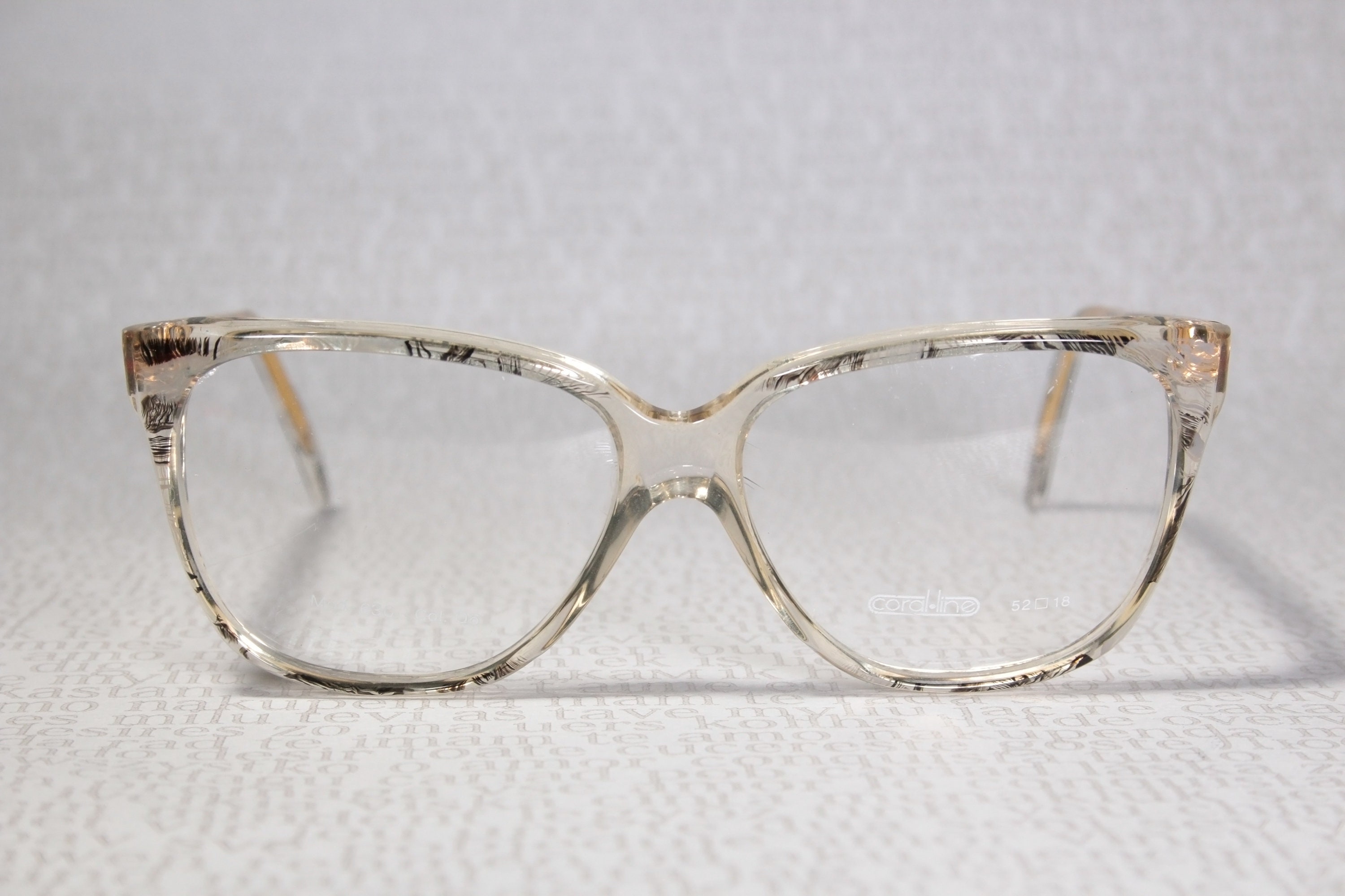 Size Small True 80s CORAL LINE mod. 630 Clear Acetate with Black and White Feather-like Pattern Decoration Oversize Glasses Eyeglass Frames