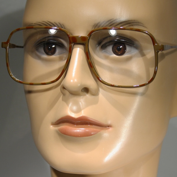 Men's Big Unworn BELLE QUALITÉ mod. ELAN-606 True Vintage 1980's Brown and Burgundy Plastic Oversize Eyeglasses Glasses Frames Size Large