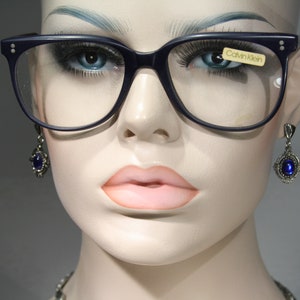 Début CALVIN KLEIN modèle CK 15 vintage des années 1980 des années 80 en plastique bleu foncé mat taille oversize moyenne grande monture de lunettes lunettes de vue image 1