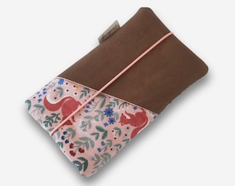 Fabric phone case | old pink floral | squirrel | e.g. for iPhone 15 / 12 / 13 / pro / iPhone SE / 11 pro | Extra compartment made of imitation leather