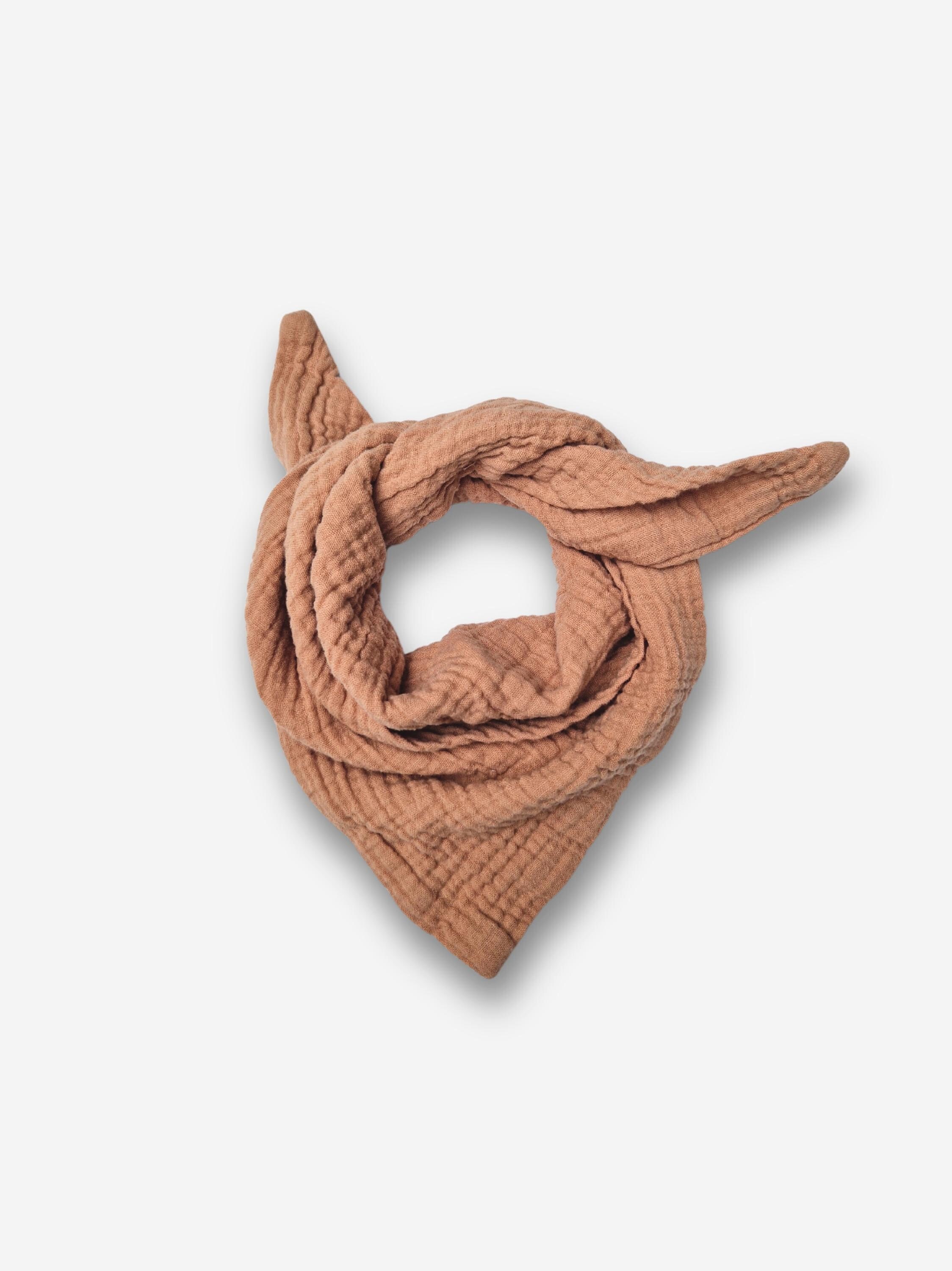 Muslin triangular scarf for children | Neckerchief | 100% cotton | dusty pink