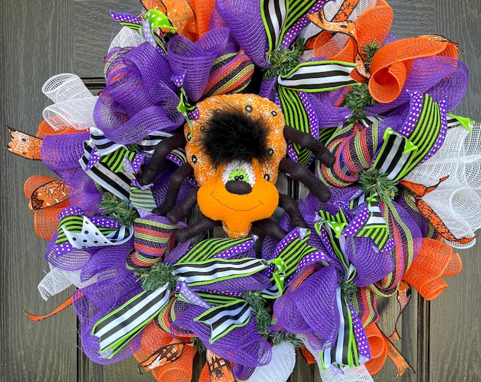 Featured listing image: Halloween spider, Spider Mesh Wreath, Lighted Halloween Wreath