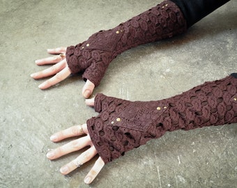 Arm Warmers, Wrist Warmers, Fingerless Gloves, Fingerless Mittens ~ with Lace and Rivets ~ brown