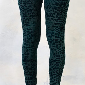 LEGGINGS with an abstract Alligator Pattern unisex blue-green image 4