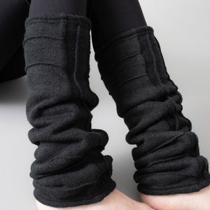 CUDDLY LEG WARMERS with Seam Structure black image 7