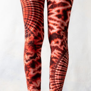 LEGGINGS mit abstraktem Blumenmuster Batik, Schnurbatik, Knüpfbatik, Tie-Dye unisex flashy red, hochrot Bild 6