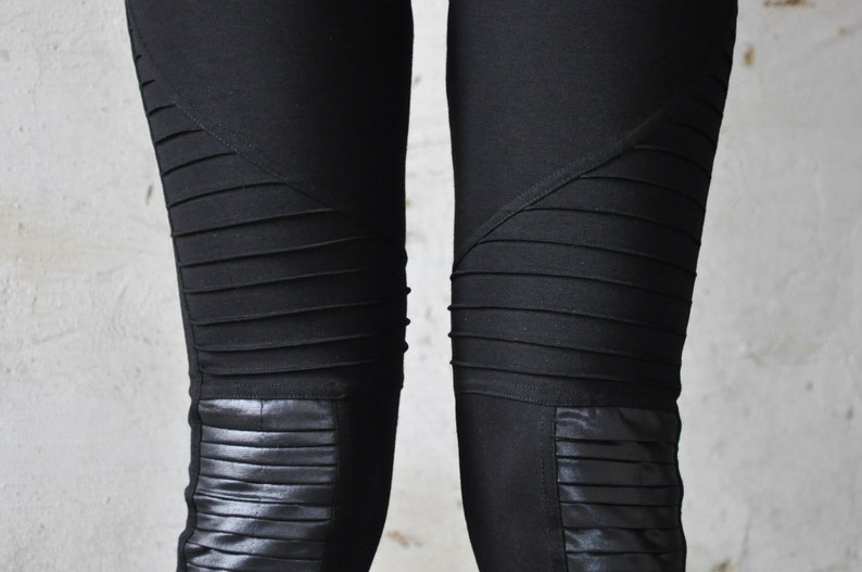 LEGGINGS mit Kunstleder und Nähten Dystopie, Postapokalypse, Cyberpunk schwarz Bild 6