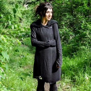 KNITTED COAT - Between-Seasons Coat with Large Hood, Thumbholes and Pockets - black
