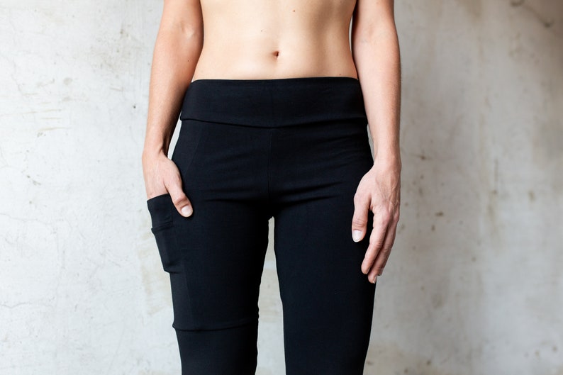 YOGA LEGGINGS leggings avec poche noir uni, noir profond image 5