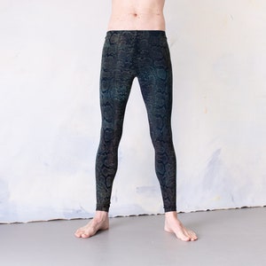 LEGGINGS with abstract snake pattern screen printing unisex blue-green image 9