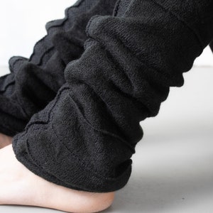 CUDDLY LEG WARMERS with Seam Structure black image 6