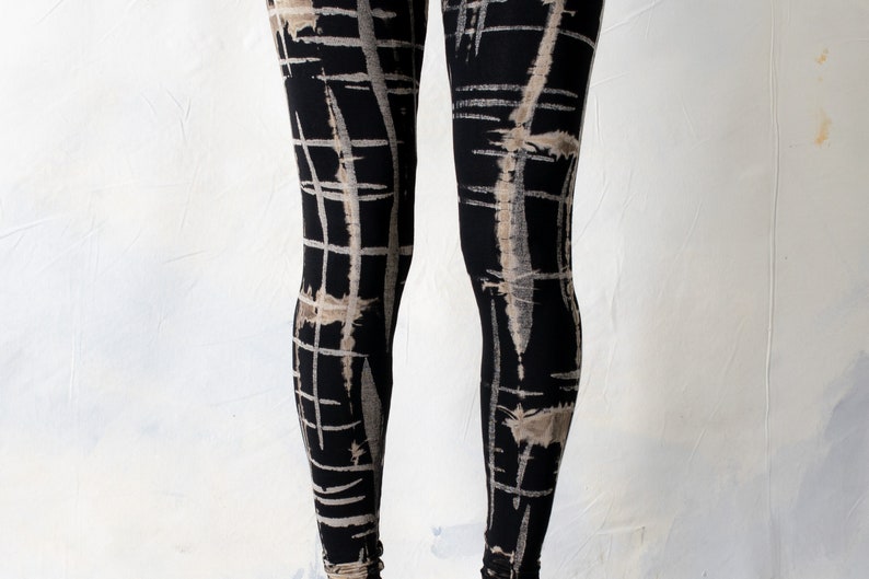 Leggings à motif punky Kritzi-Kratzi sérigraphie, batik, tie-dye unisexe noir-gris-beige image 3