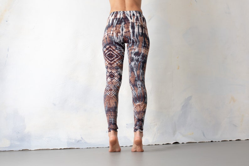 LEGGINGS mit abstrakten Rauten Batik, Schnurbatik, Knüpfbatik, Tie-Dye unisex schwarz-weiß-braun Bild 6