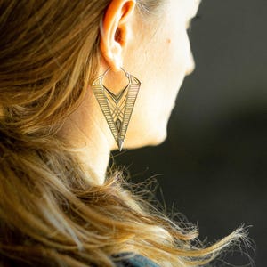 ORECCHINI A CERCHIO con motivo geometrico - ottone e argento - tribale, boho