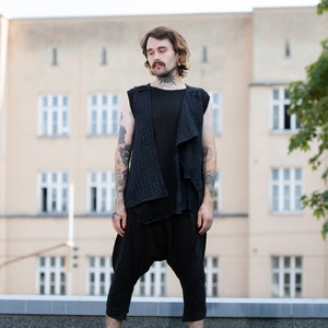 VEST asymmetrical - with tuck-in flaps and pockets - cotton - black