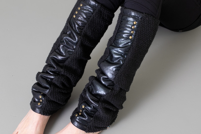 POIGNETS DE JAMBE avec tissu brillant et rivets Psytrance, Cyberpunk noir image 3