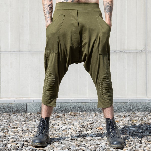 Baggy Pants WITH DEFECT - Overknee Shorts with Deep Crotch and Seam Structure - olive green