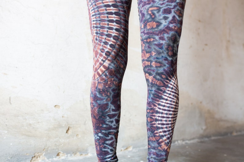 LEGGINGS with an abstract floral Pattern Batik, Tie-Dye unisex beige-brown-jeansblue image 5